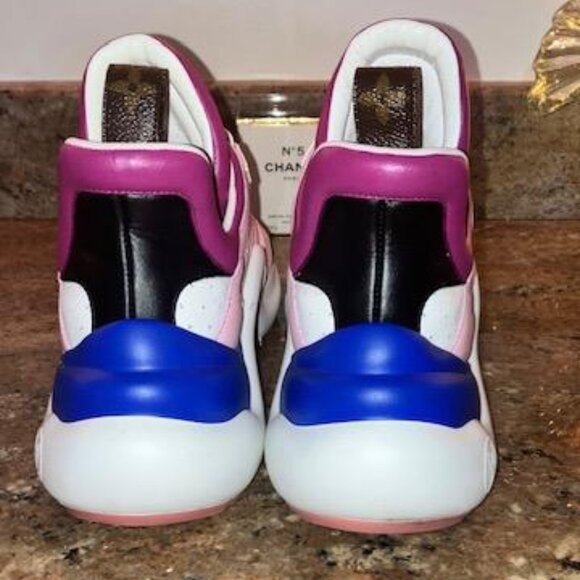 Louis Vuitton LV Archlight sneakers EUC  Calfskin Multi/colored   EU 39 US 9 - Picture 9 of 13